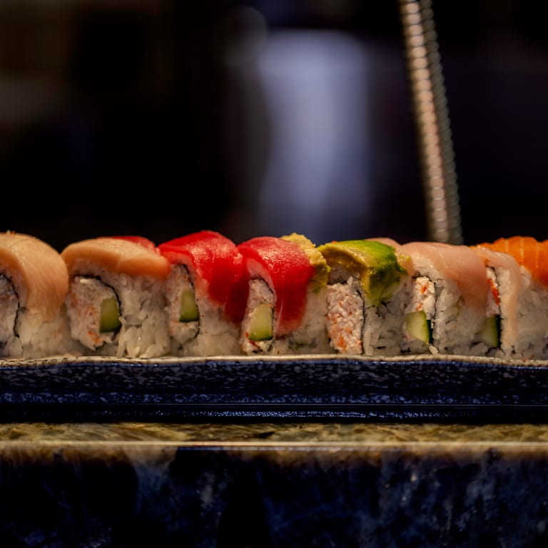 Discover Our Rainbow Roll